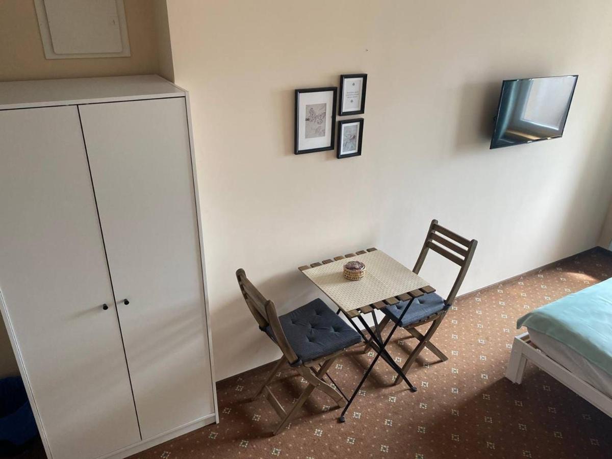 Apartamenty Dobra Noc Przy Wawelu 2 Bedrooms Kraków Eksteriør billede