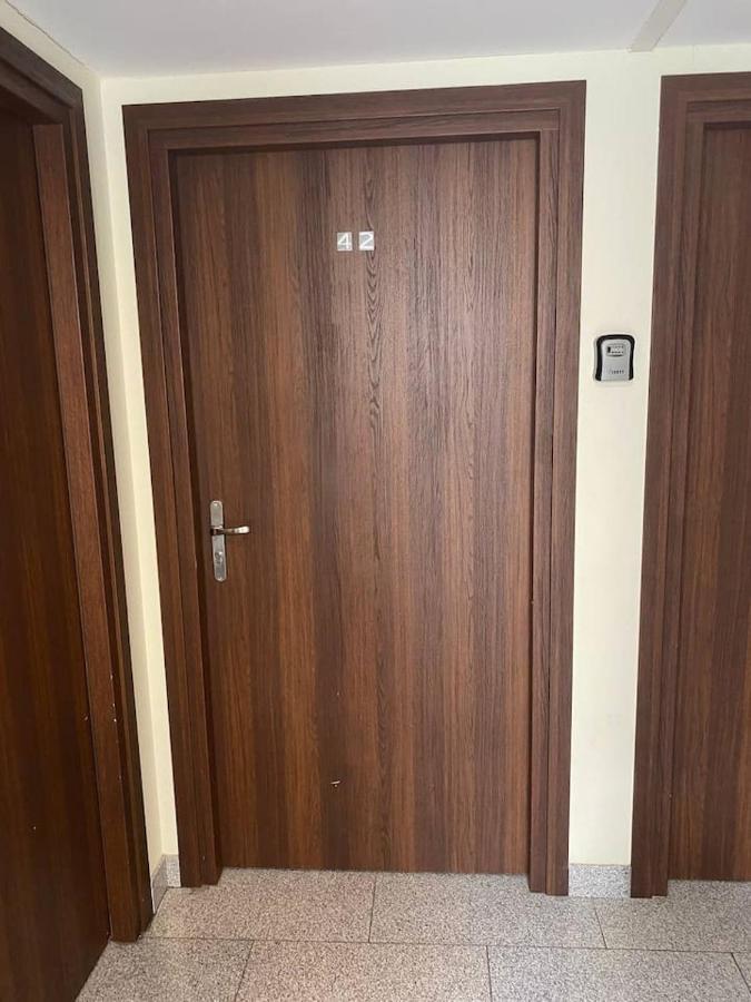 Apartamenty Dobra Noc Przy Wawelu 2 Bedrooms Kraków Eksteriør billede